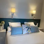 Appartement Le Petit Bijou Sete, 4 Apartments, 3 Canal Vue Et 1 Studio Cote Rue *