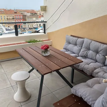 Le Petit Bijou Sete, 4 Apartments, 3 Canal Vue Et 1 Cote Rue Apartamento