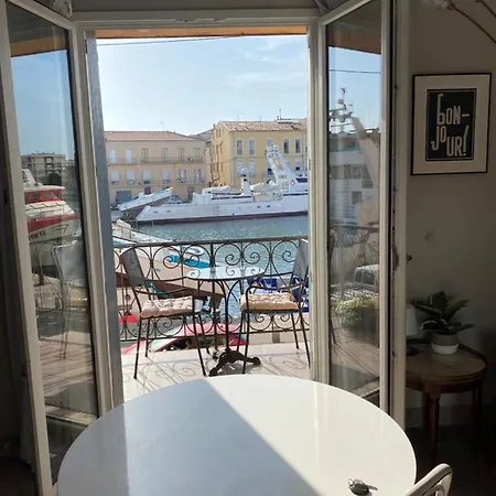 Le Petit Bijou Sete, 4 Au Centre Ville, 3 Avec Vue Canal Apartamento *