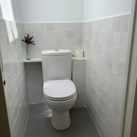 Le Petit Bijou Sete, 4 Apartments, 3 Canal Vue Et 1 Cote Rue Sète