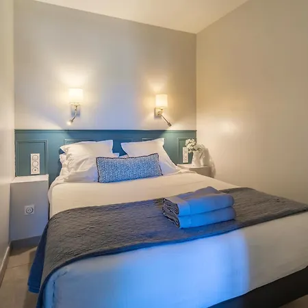 Le Petit Bijou Sete, 5 Apartment *