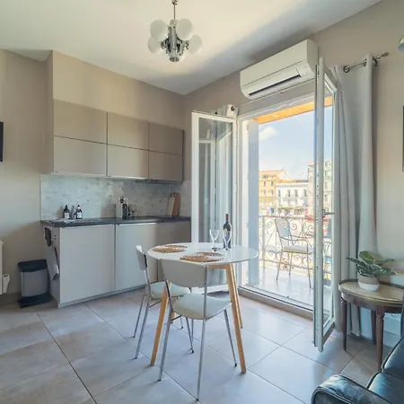 Apartment Le Petit Bijou Sete, 5 *