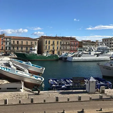 Le Petit Bijou Sete, 4 Apartments, 3 Canal Vue Et 1 Cote Rue Apartamento